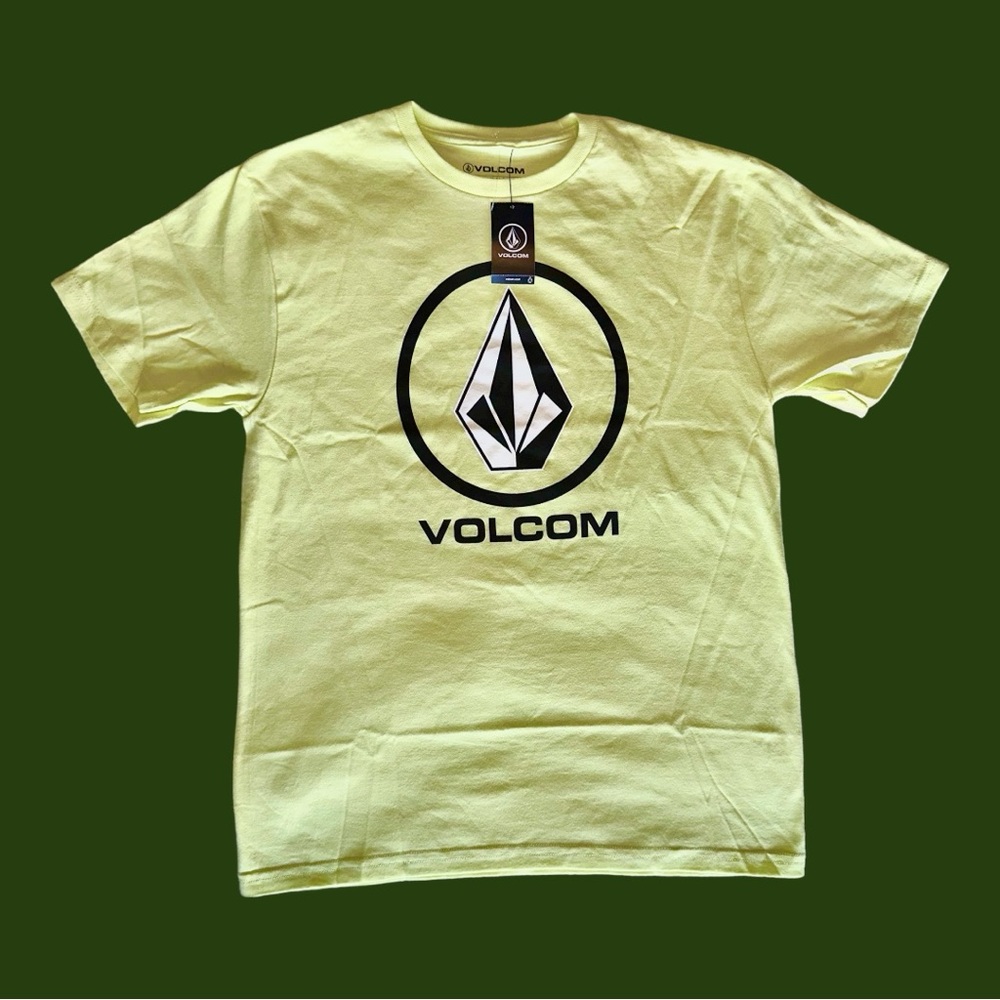 NWT Volcom Shirt